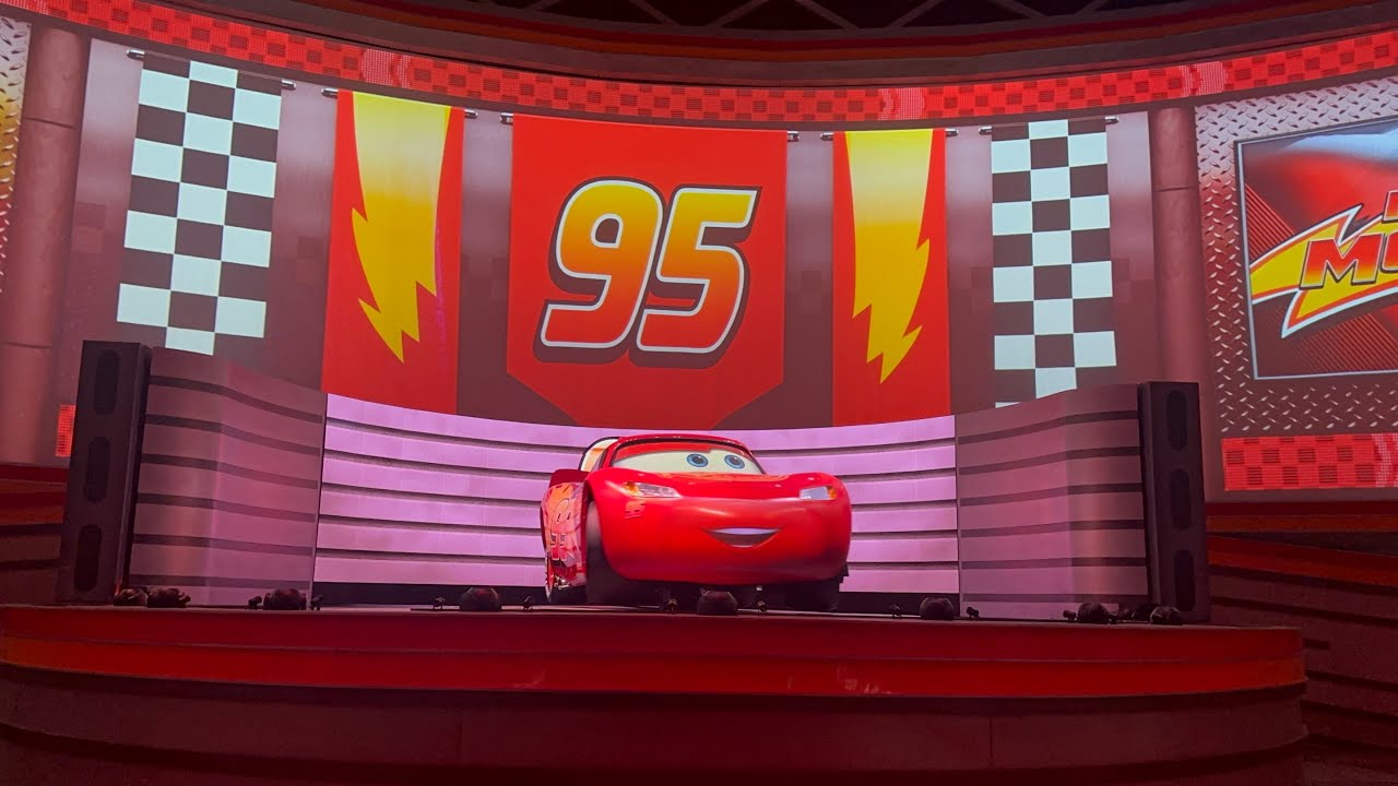 Lightning McQueen’s Racing Academy - The Last Racing Class!