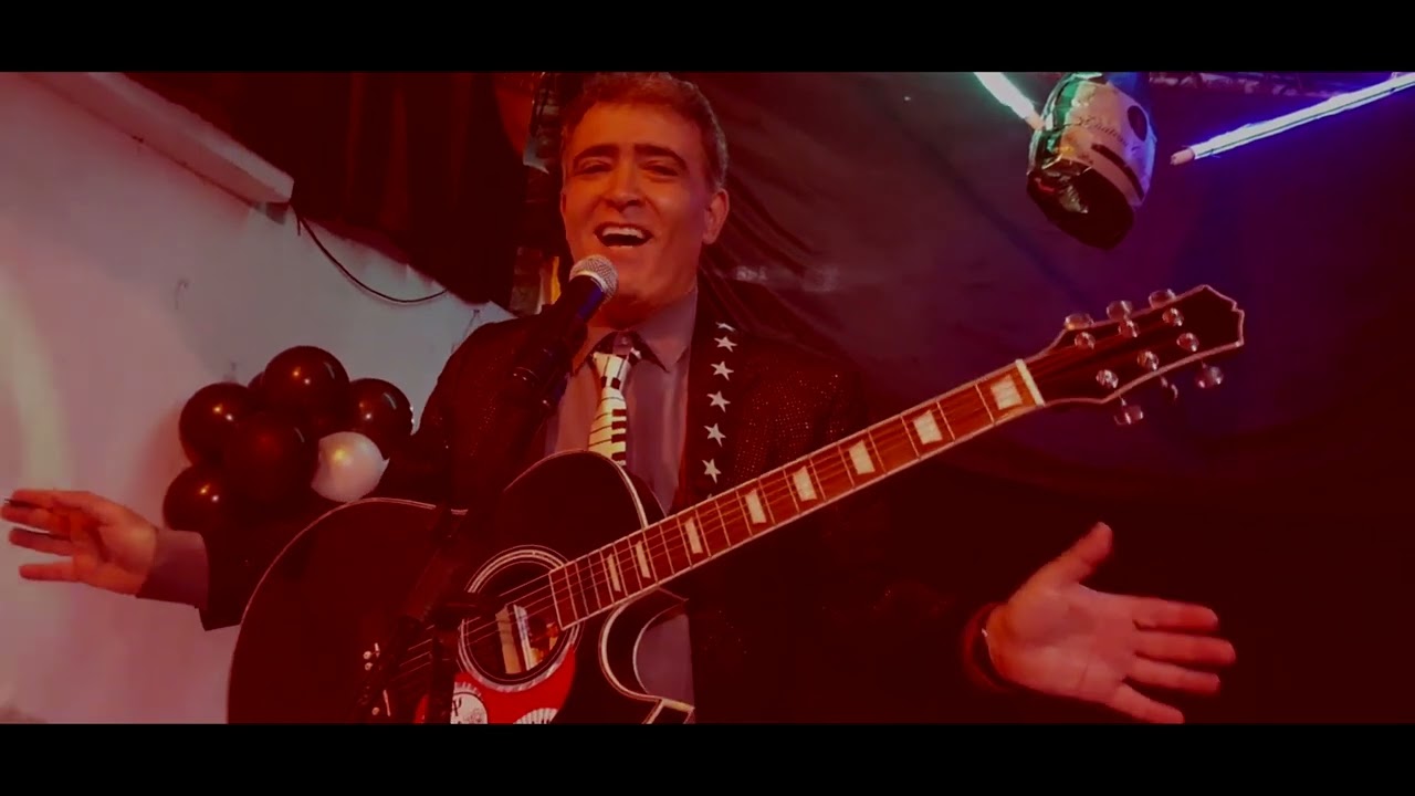 EL MAS GRANDE AMOR (The greatest love of all)  en castellano cantada por Karim Araujo