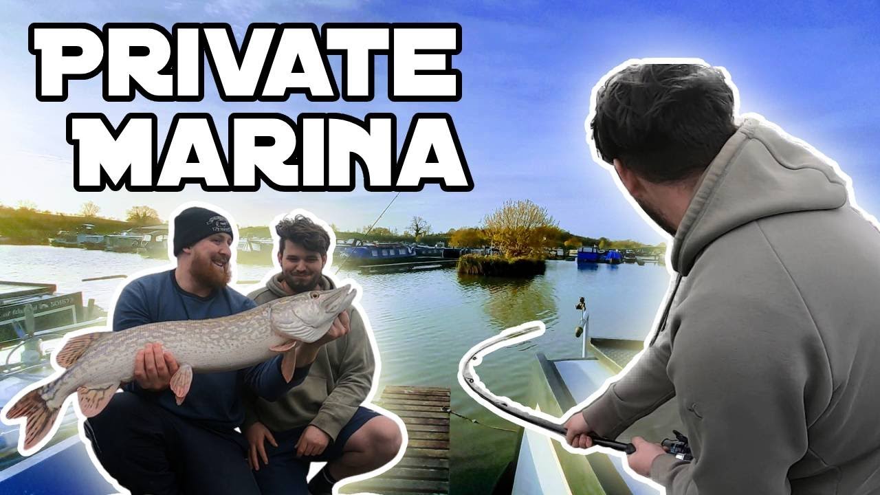 Fishing For Monster Pike On My Friends Barge Boat In A Private Marina!! 🎣