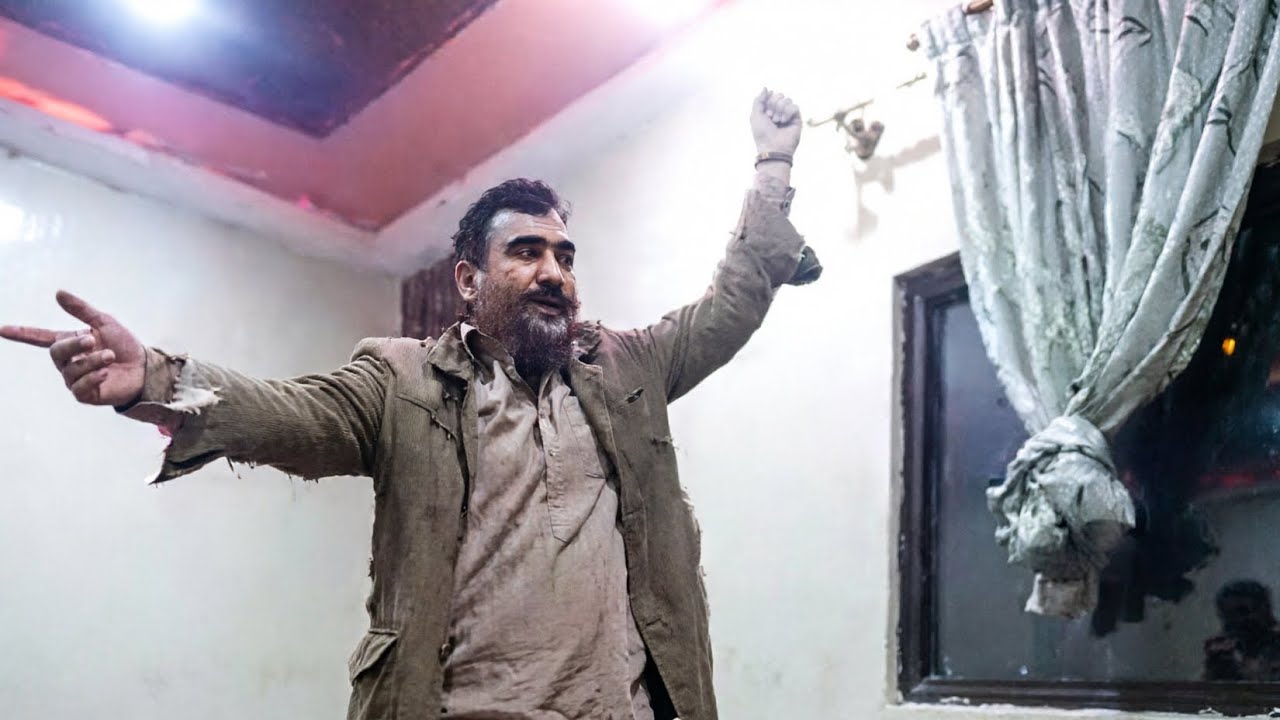 Sabir Khan Chitrali Dance || Breshgram Karimabad Program
