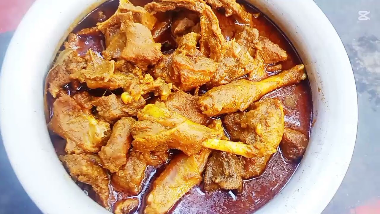 শীতের দিনে বাটা মসলা দিয়ে স্পেশাল হাস ভুনা রেসিপি।ikra israt's mom recipe's @villfood 