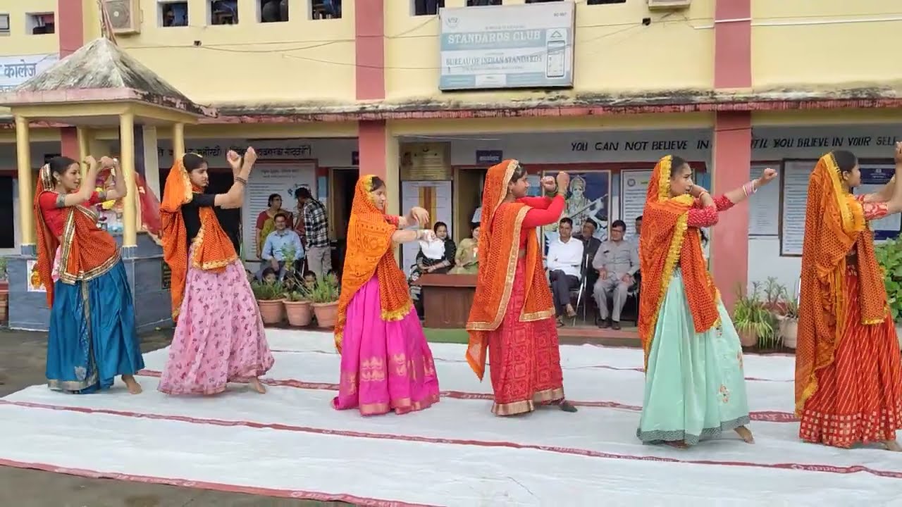 Garhwali Dance performance #dance #garhwalisong #phadi #kumounisong #himanchli_song #browsefeatures 