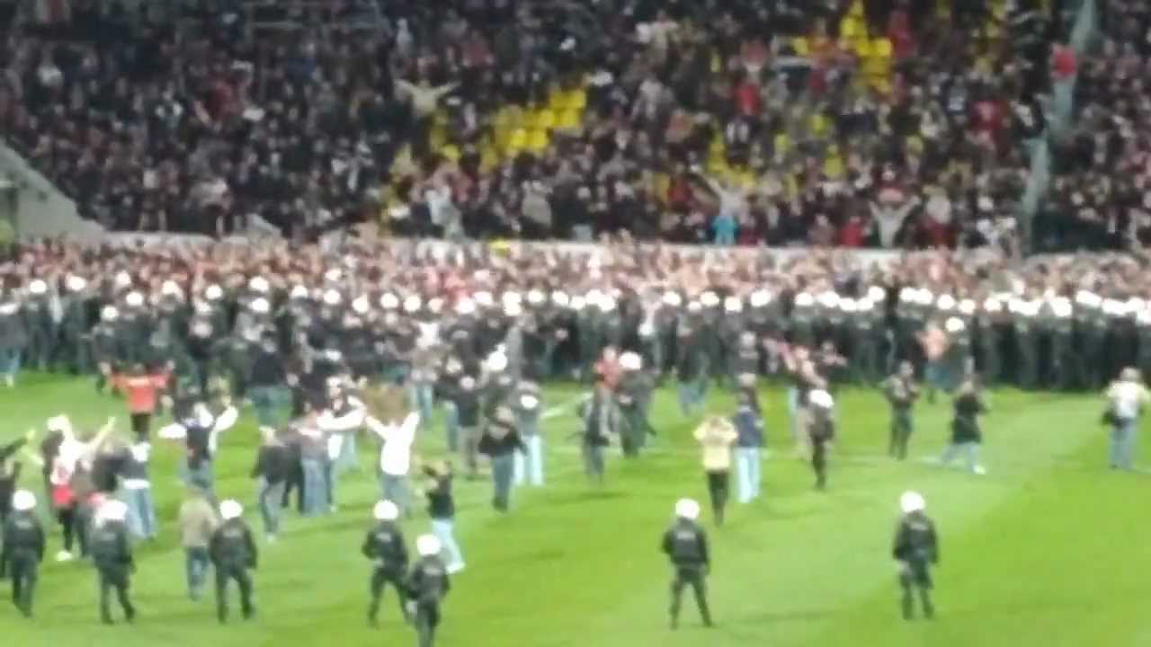 Aachen - Frankfurt Randale + Platzsturm Volle Länge  Teil 1