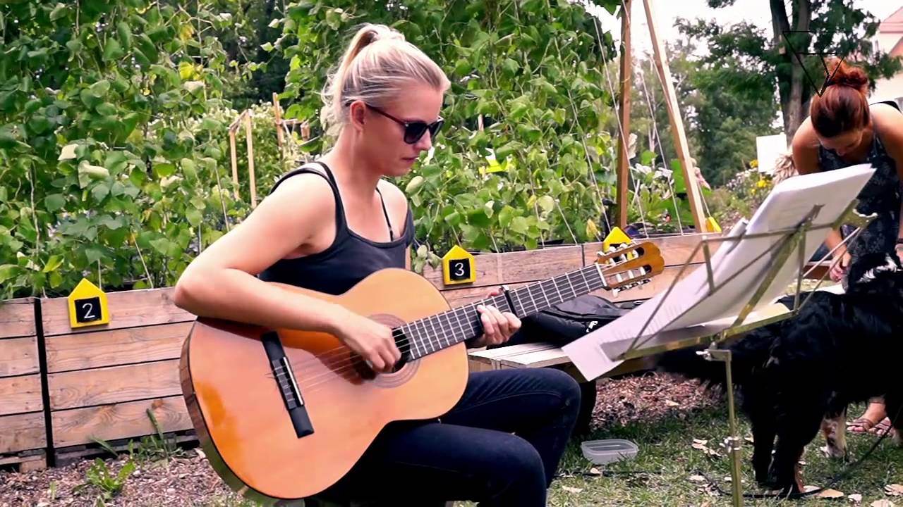 Tini Bot - Weit Raus (live @ Dresden Hellerau)