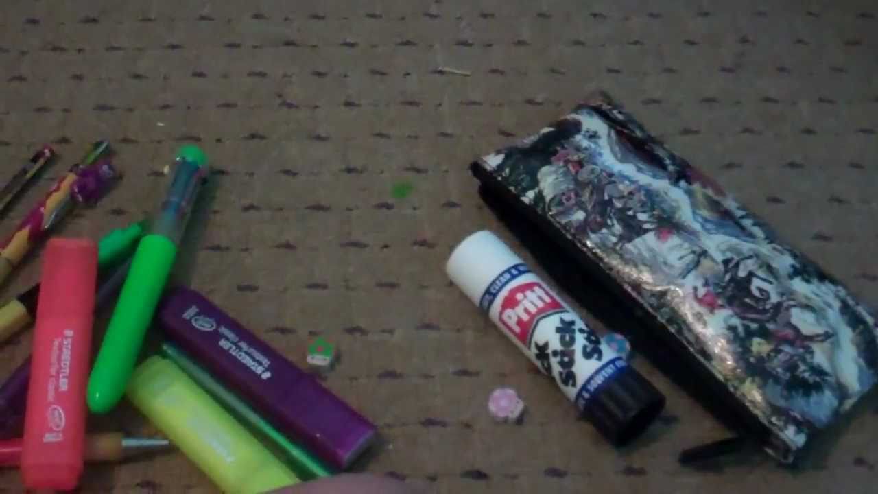What's in my pencil case!