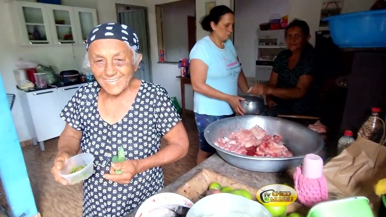 VÓ DELOUSA VEIO O ALMOÇO E ANIVERSÁRIO DA FILHA  E ESTAVA MUITO FELIZ