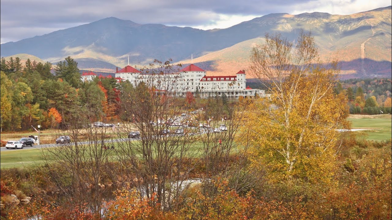 Grand fall foliage tour of NH! Littleton, Omni Mt Washington Hotel, Bethlehem, Notch & Wiener Dogs!
