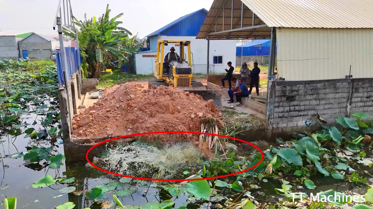 Best Driver Skills Push Fence Start New Project Fill Small Land Size By Dozer