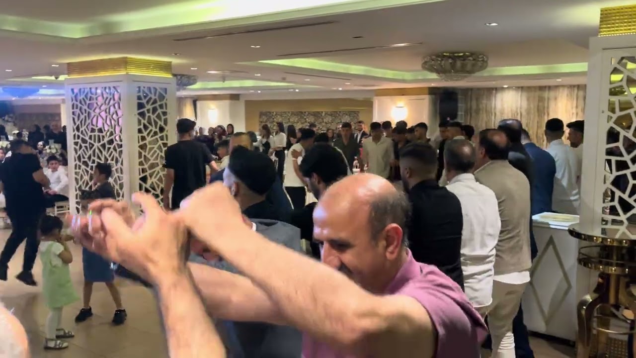 RAMAZAN SARIHAN  İSTANBUL AĞRI DOĞUBEYAZIT DÜĞÜNÜ AĞIR DELİLO GRANI TEK AYAK DÜZ HALAY OYUNLARI