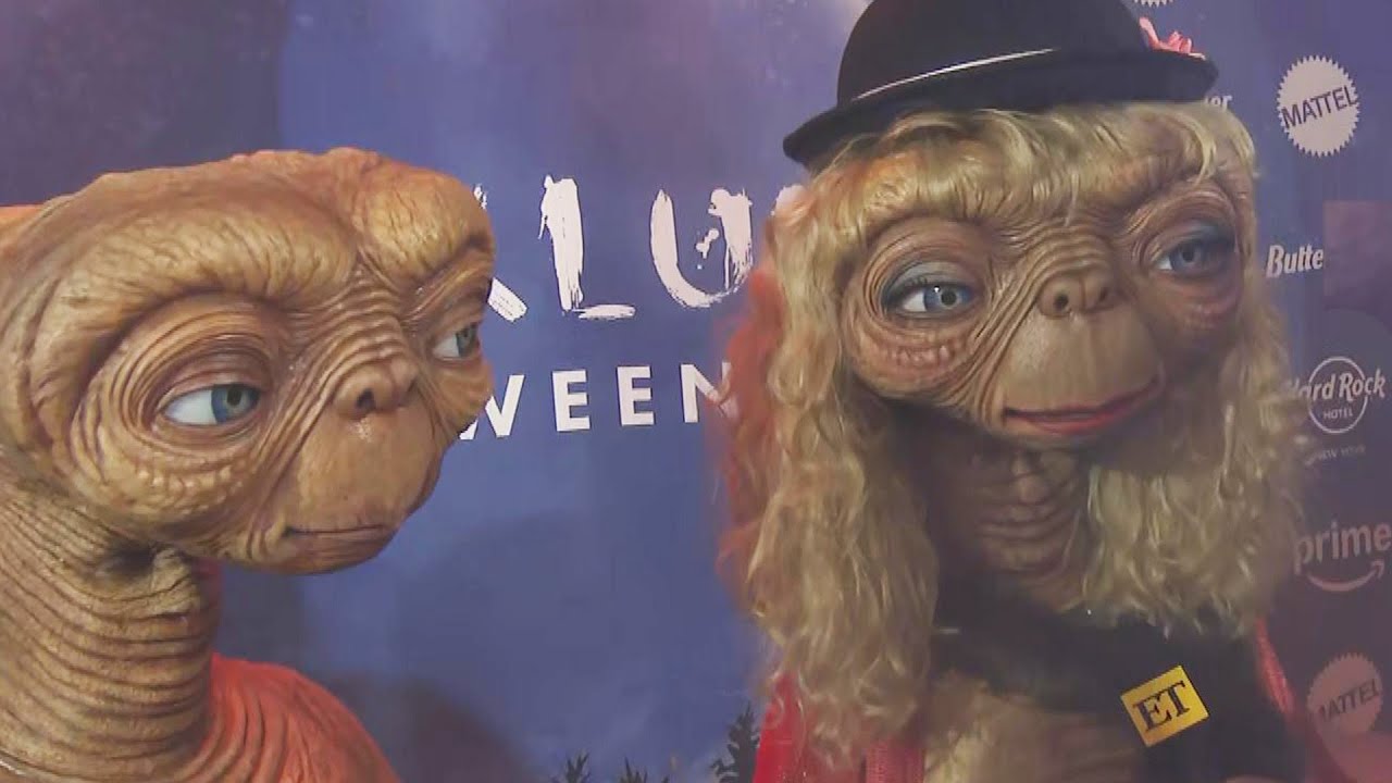 Heidi Klum Shares Inspiration Behind SHOCKING E.T. Costume (Exclusive)