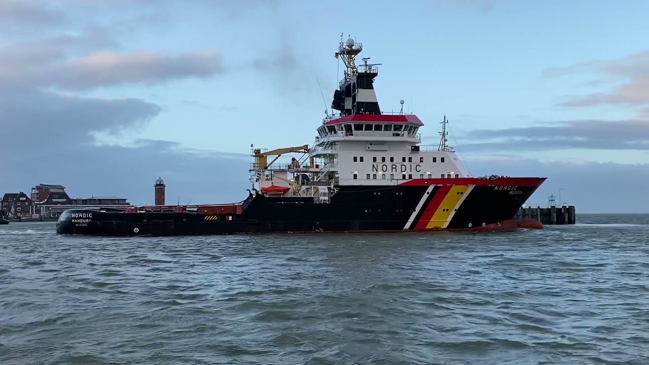 Bergungsschlepper Nordic Cuxhaven im Januar 2022