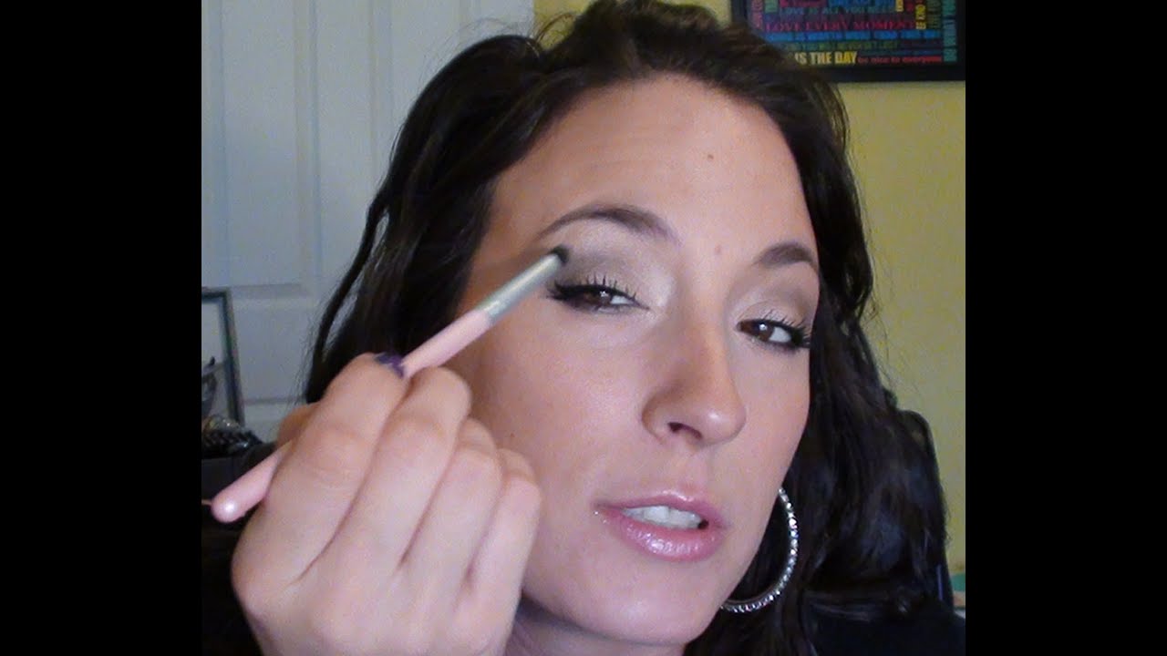 Comment faire un maquillage fumé (outer v) | Tutoriel maquillage (débutant)