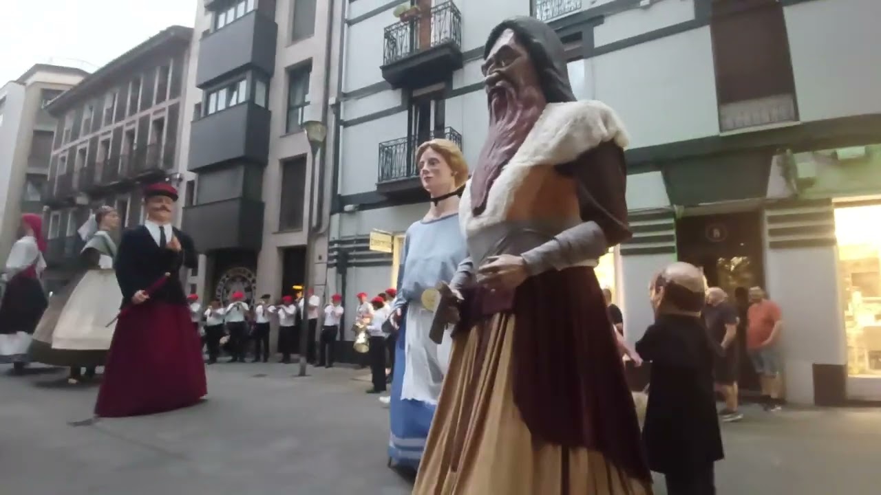 Polonesa en Fiestas de Beasain | 30 de Mayo de 2025