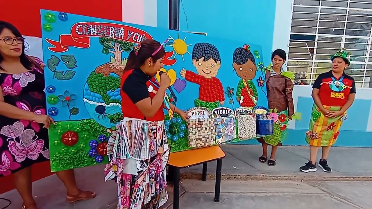 Mural con material reciclado ♻️