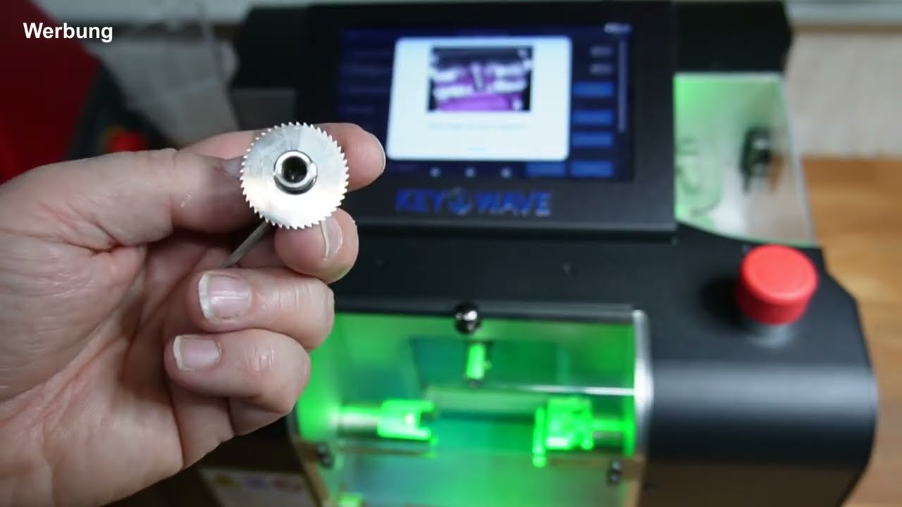 Keywave Replicator Austausch des Scheiben- u Schaftfräser und Abtastet anschließend die Kalibrierung