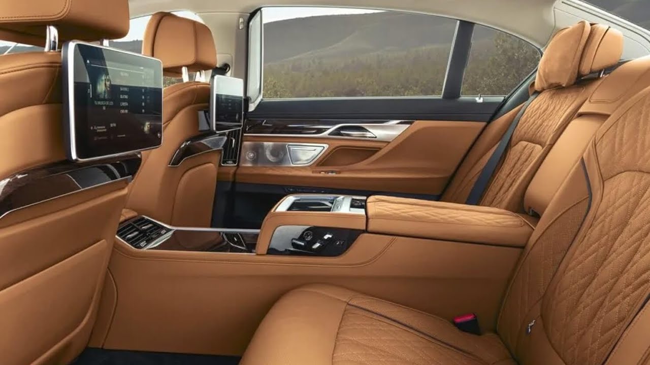 Giá Rẻ Như Altis Nhưng Đẳng Cấp Chủ Tịch, Hàng Nhập Đức Mỗi Năm Chủ Chạy Có Tí