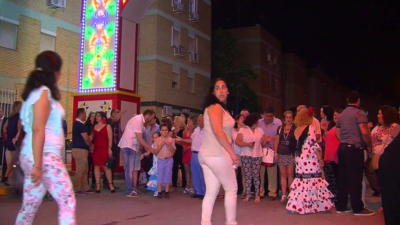 No eres de San José si nunca te has hecho una foto en la portada de Feria