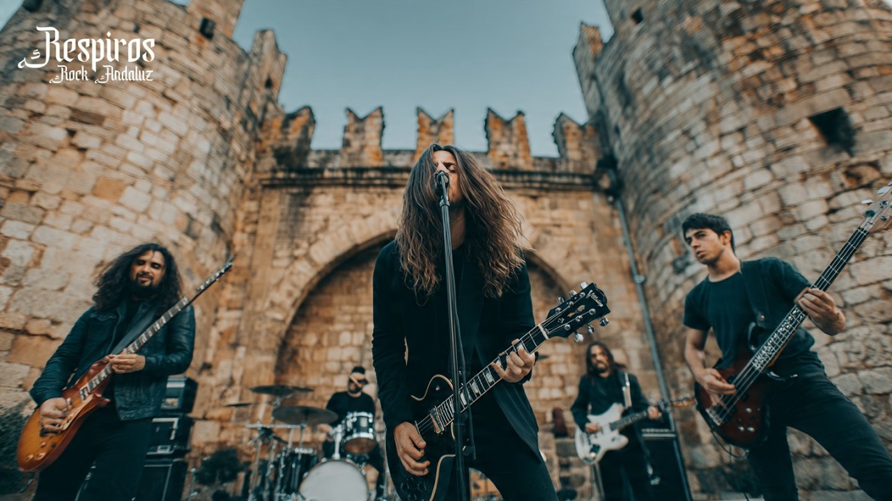 Junto a la Puerta de Triana | Respiros - Rock Andaluz & Rock Flamenco