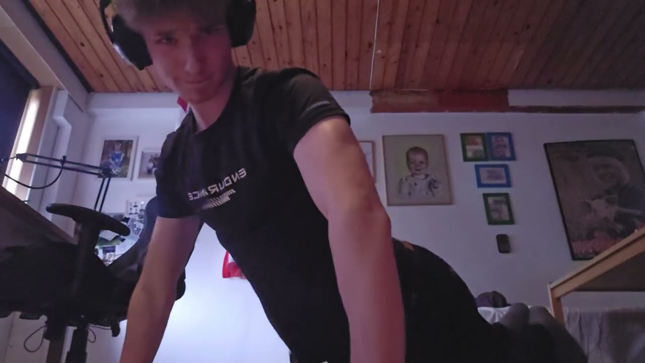 I Skipped - Too Many People At The Gym - Lets Do Pushups