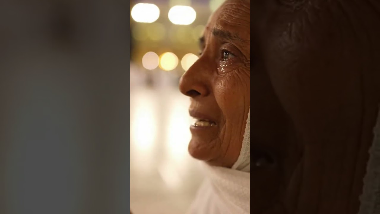 A Heart-Touching Dua in Front of the Kaaba | Emotional Prayer for Everyone 🤲✨#islamicvideo