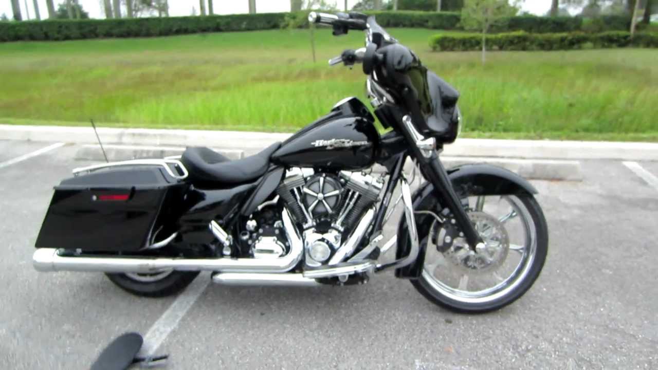 FLHX Street Glide, 21