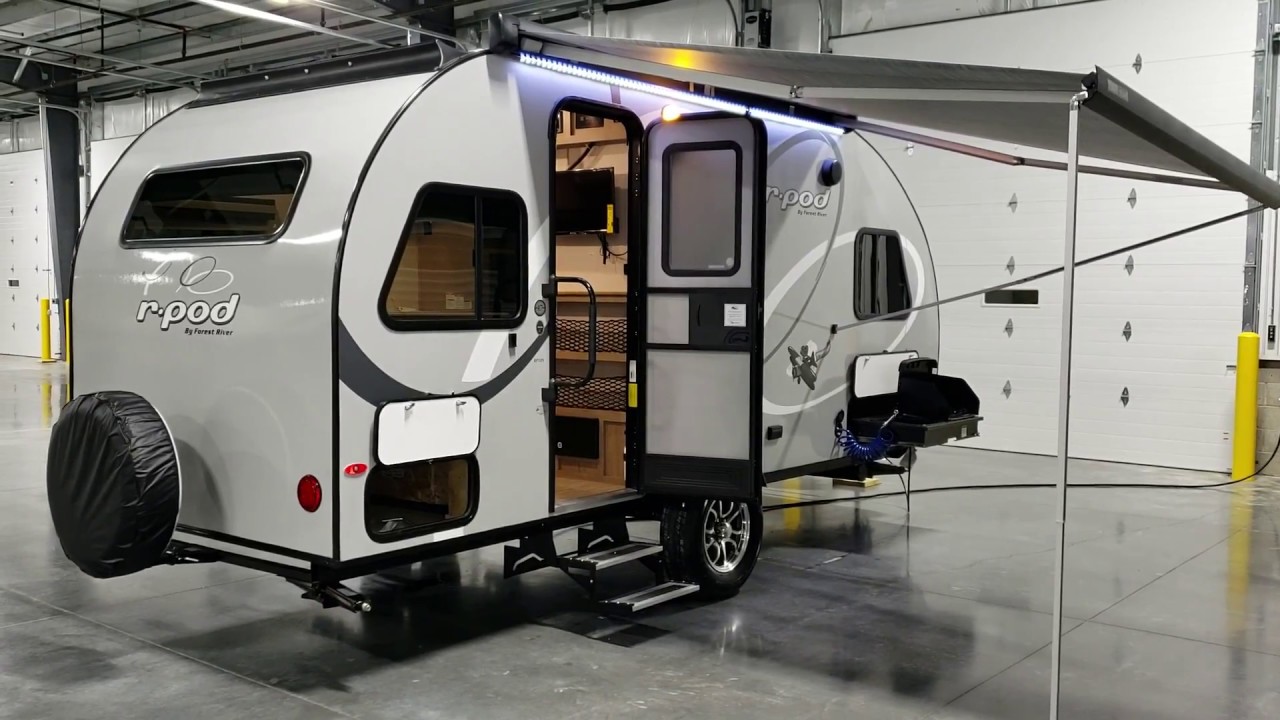 10-летний юбилей R-Pod 189 2019 года в Couch's RV Nation, оптовых продавцах автодомов