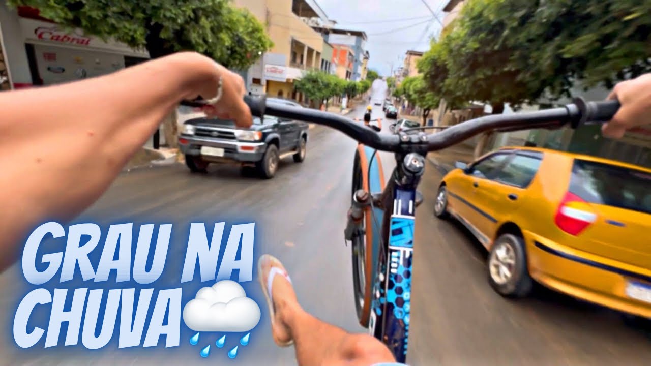 ROL&Ecirc; DE BIKE NA CHUVA 🌧️
