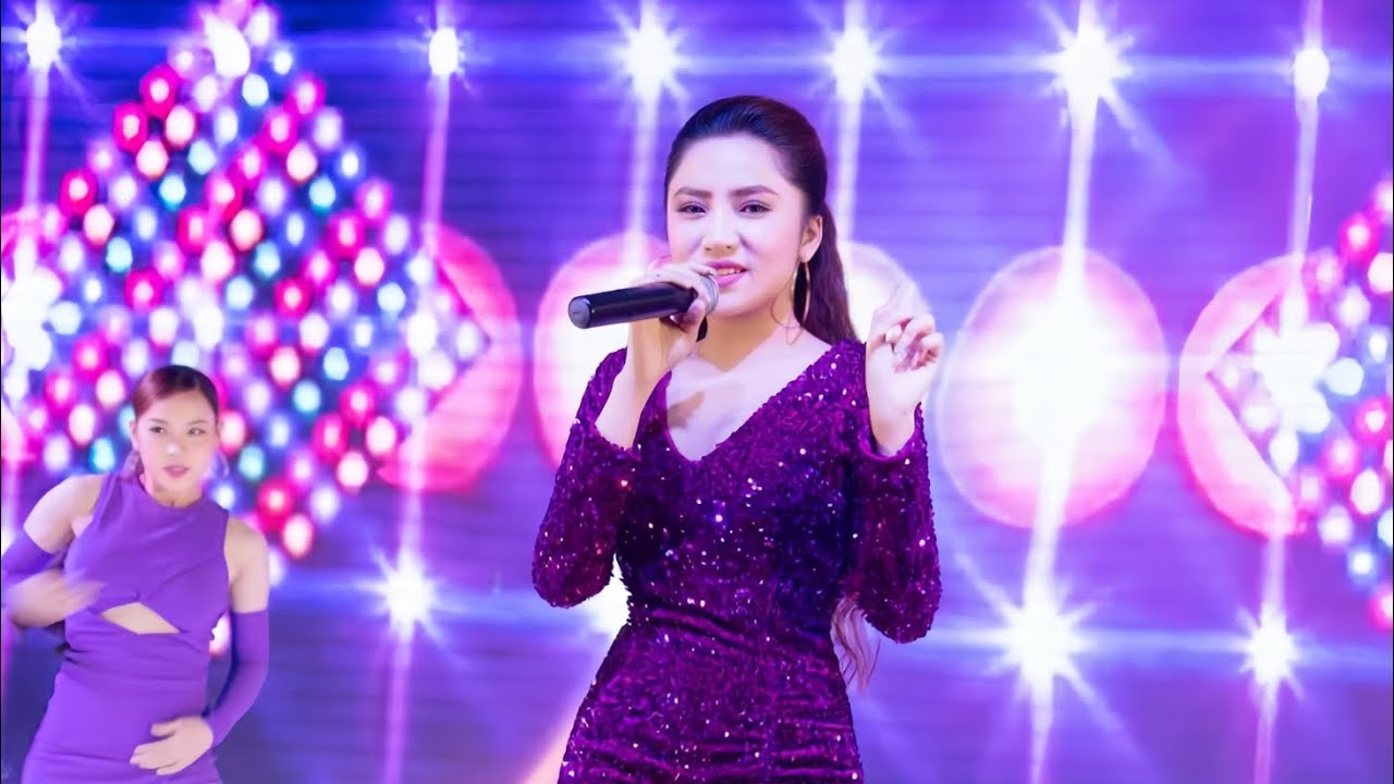 Châu Ngọc Tiên “cực sôi động” tại sự kiện hơn 5000 doanh nghiệp | Phố Hoa (remix)