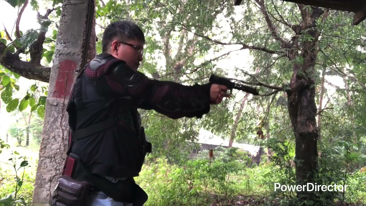 RAINY PLINK (Vintage Armscor 22 Cal. Air Pistol) 