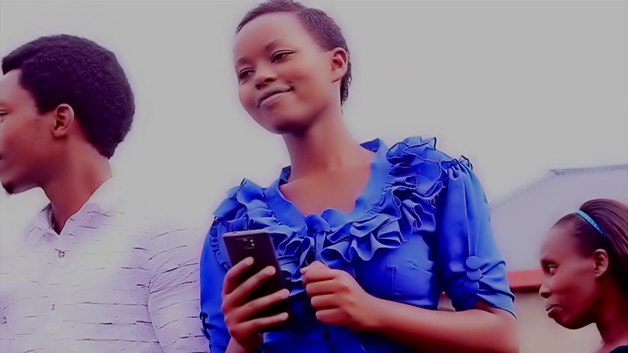 Facebook whatsapp la voix de la Victoire chamahame By Sem Media
