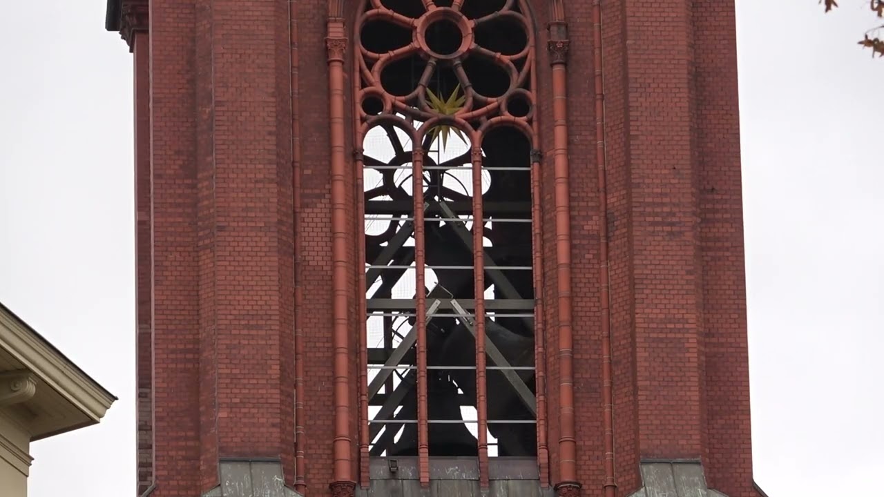 Berlin-Prenzlauer Berg - Glocken der Ev. Gethsemanekirche    /    Dzwony kościoła Getsemani