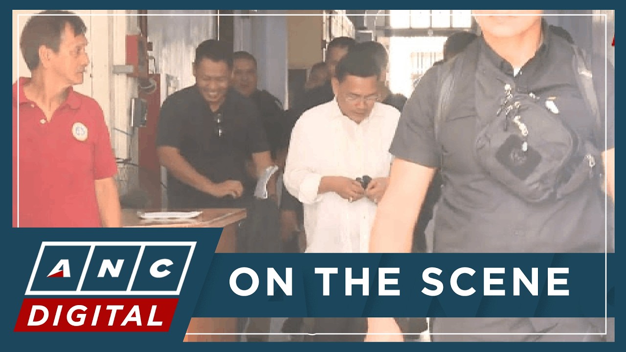 LOOK: Atty. Baligod, 18 ex-bodyguards head to DOJ for preliminary probe on cyber libel cases | ANC