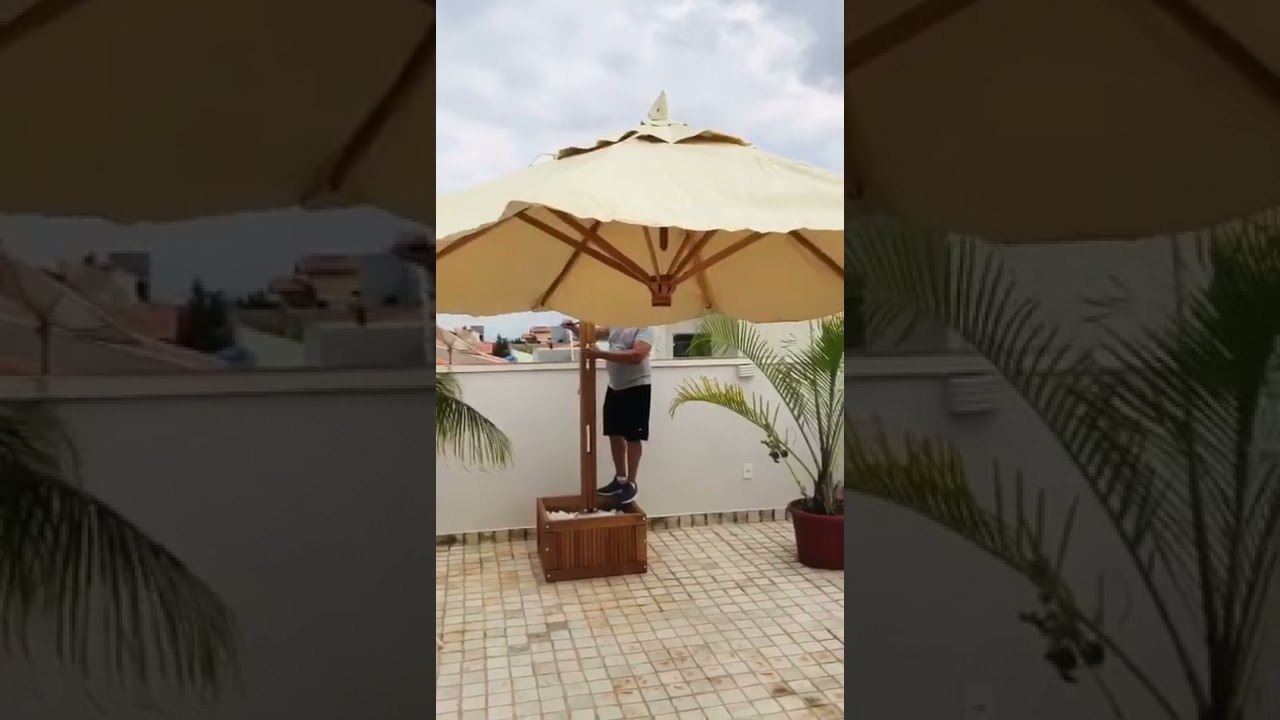 Ombrelone Giratório 2.90 com Floreira em Madeira.