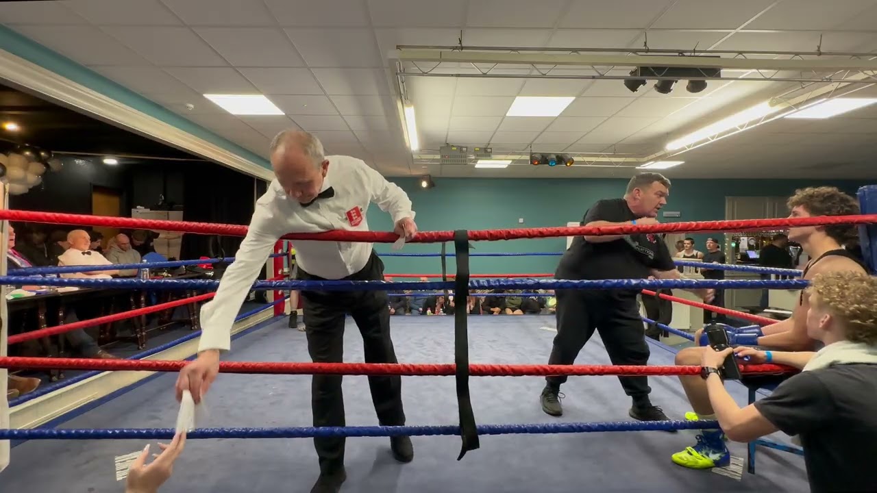 ALFIE LUMSDEN vs SETH CHARLES | RIPON ABC HOME SHOW | AMATEUR BOXING BOUT