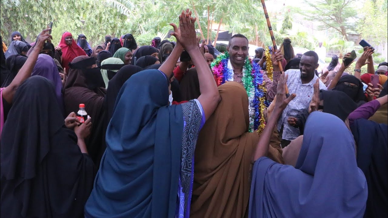 DEG!DEG! ABM MOHAMED MUKHTAR SHIDIYE OO WACDARO KA DHIGAY XAFADA BULA HAGAR