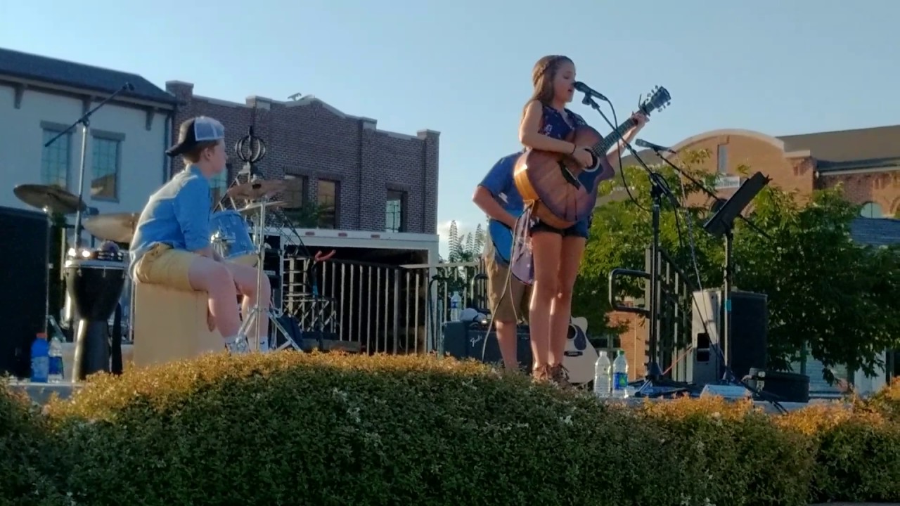 @callistaclarkmusic  