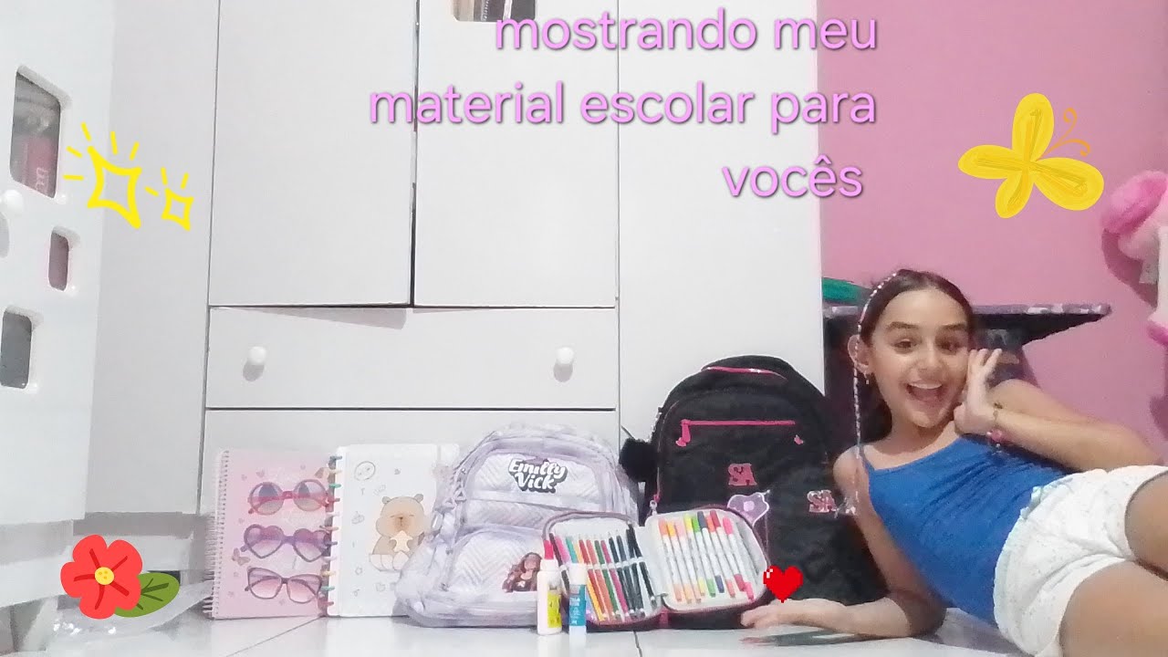 Mostrando meu material escolar para vocês 