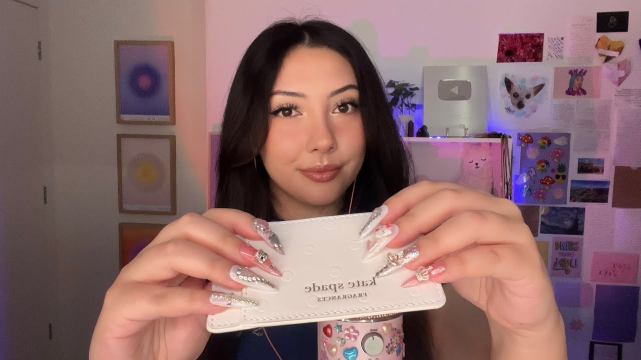 ASMR doing my makeup, fast tapping, lip gloss triggers, textured scratching 💄😴 | Gabi’s CV