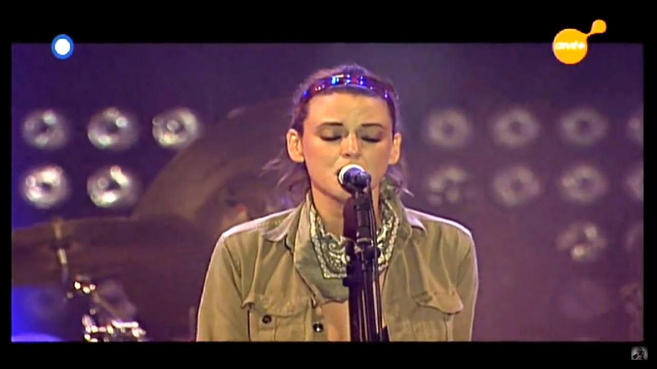 Cat Power 1/2 ~ La route du Rock 2006 ~ En Concert au Festival