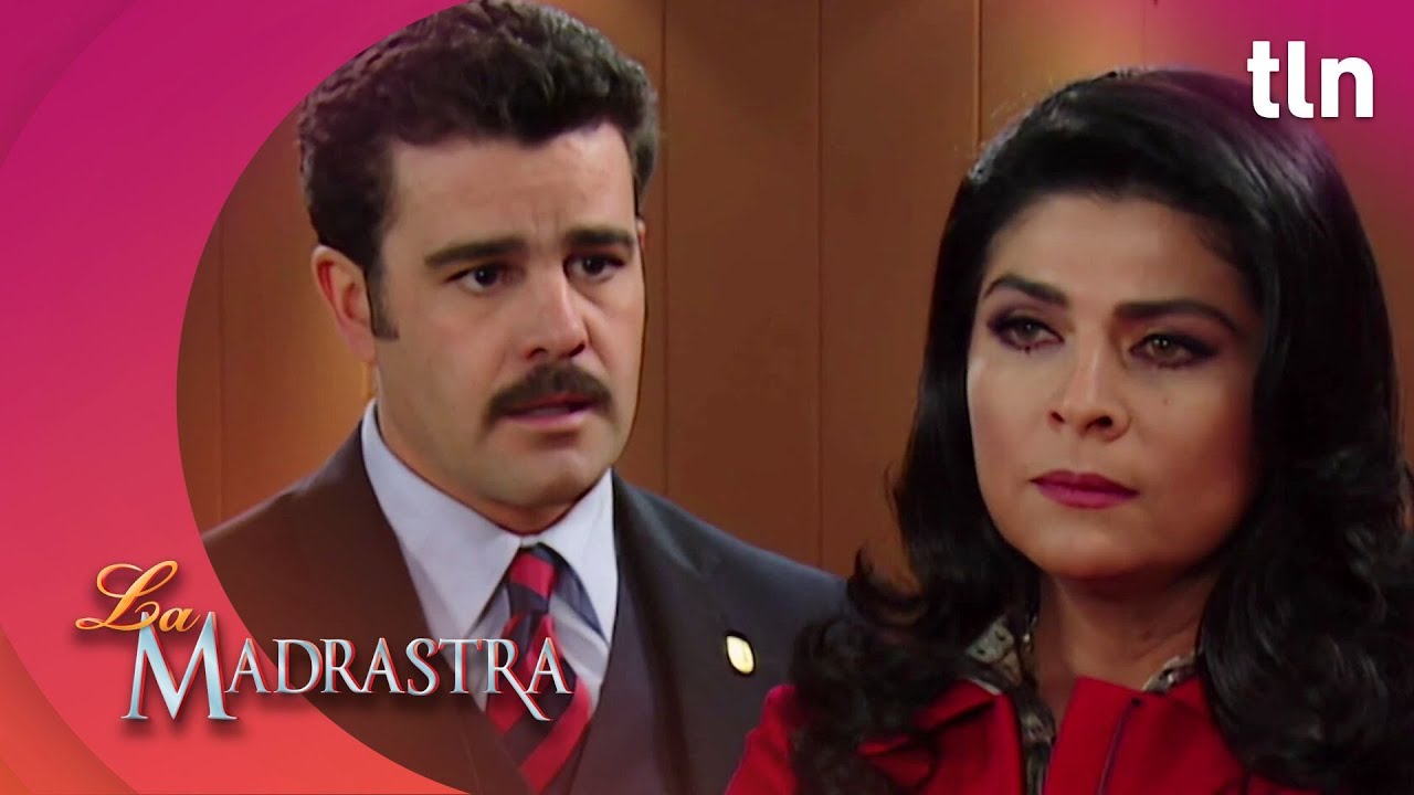 Leonel confiesa su amor por María y se atreve a besarla a la fuerza | La Madrastra | Capítulo 10 1/2
