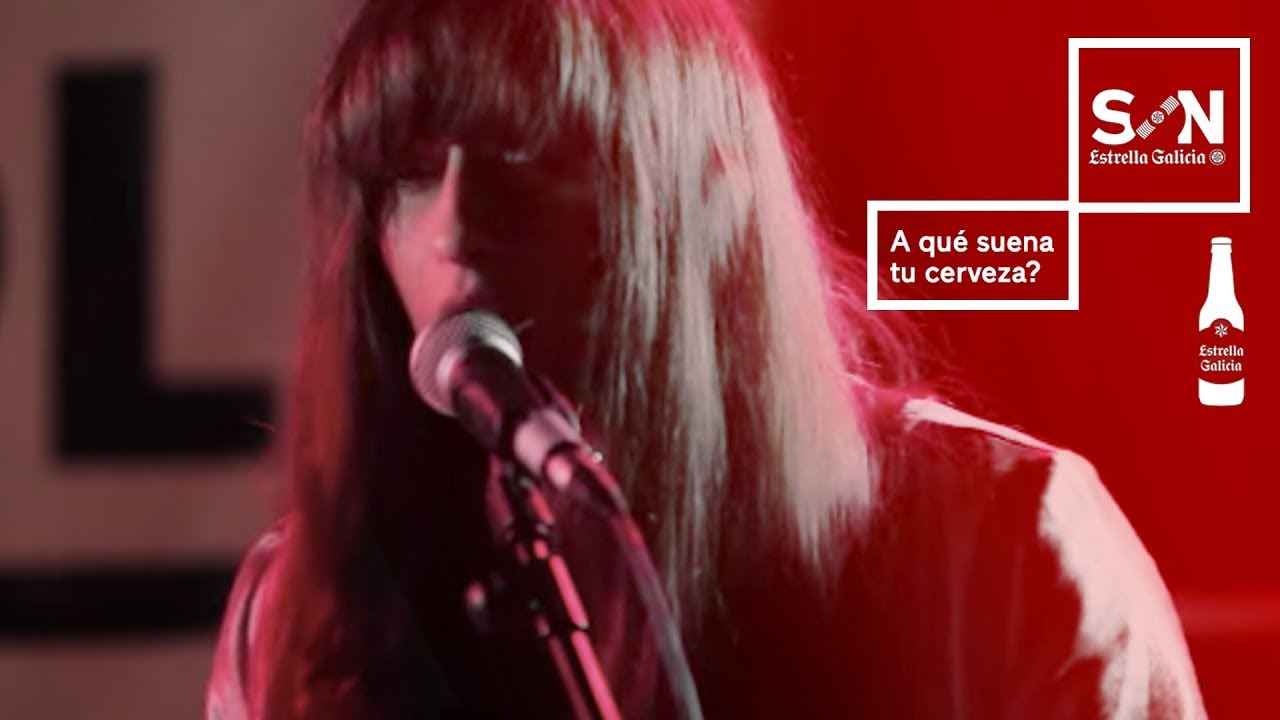 Soledad Vélez y Maika Makovski, “Knife” en Oh! My LOL SON Estrella Galicia