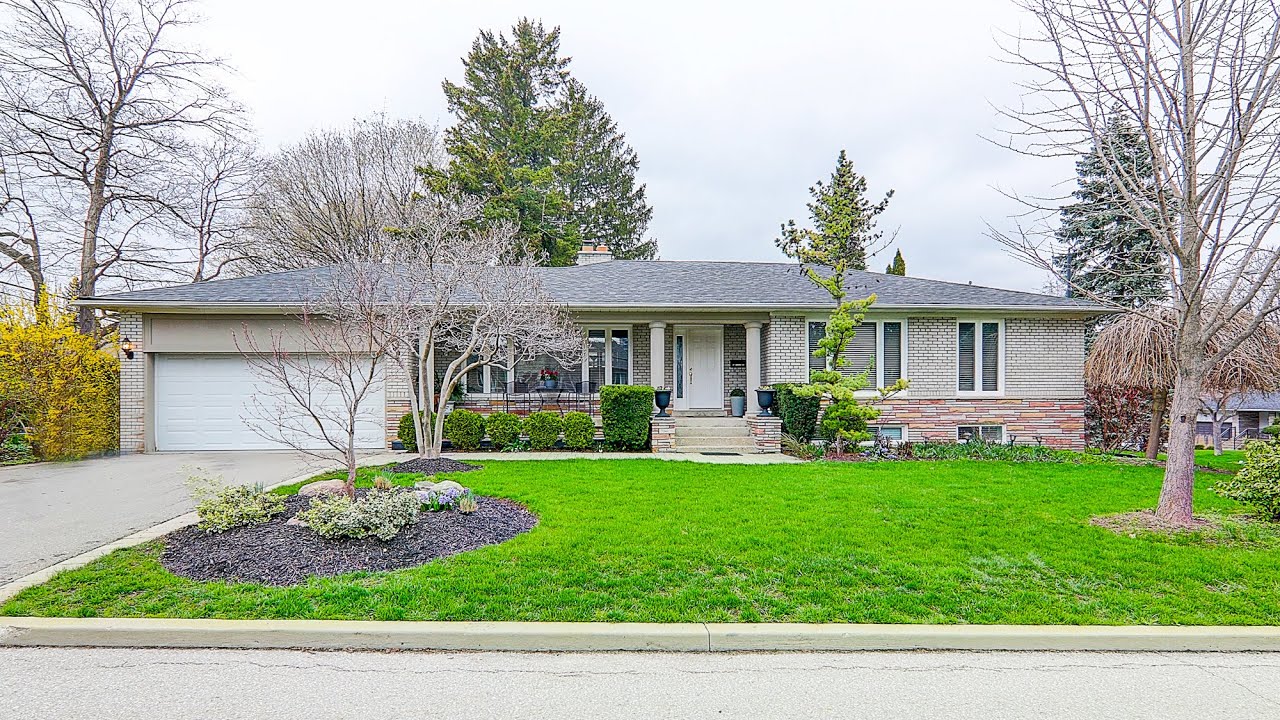 34 DENROCK DR, NORTH YORK, ON