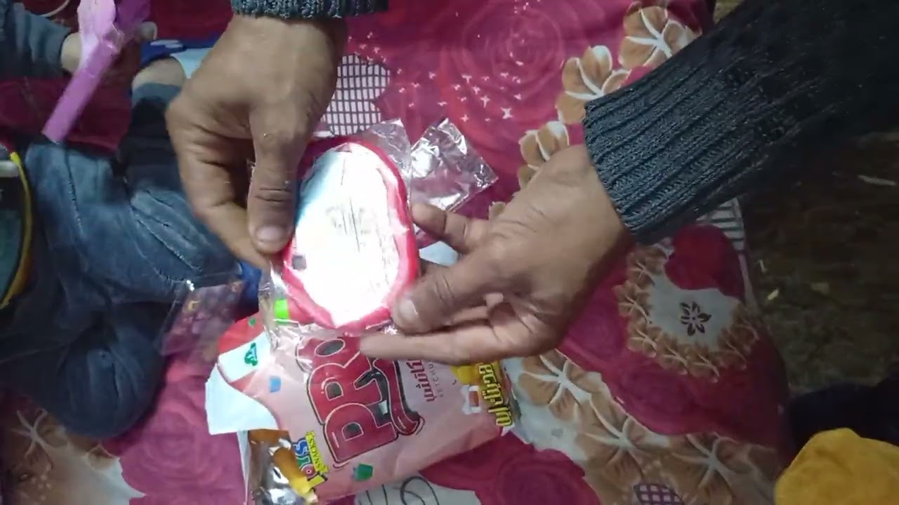 هنفتح كيس بوزو برو اللي بيكسب هدايا وجوائز باسم عائشه وكسبنا هديتين جمال جدا يلا نشوف