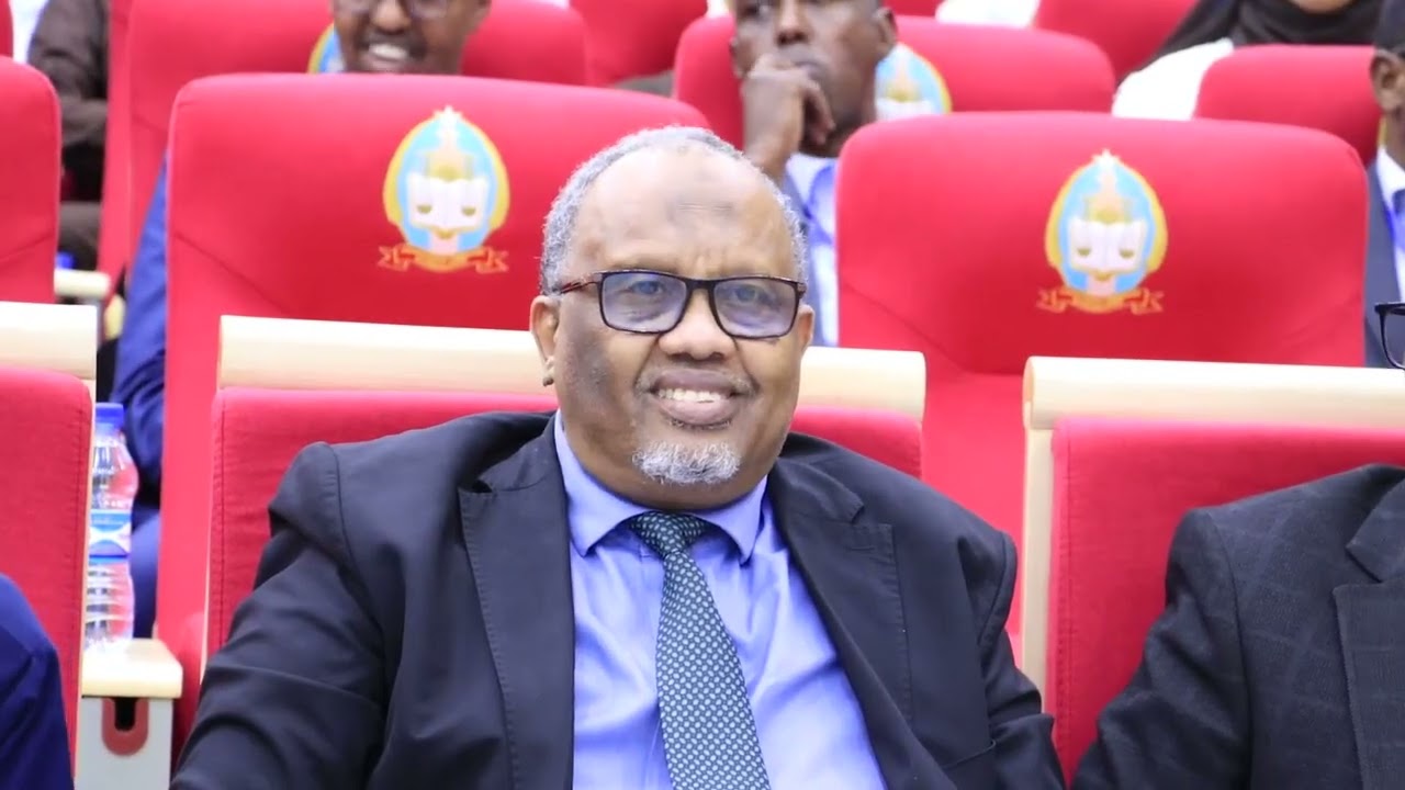 Ra’iisul Wasaaraha XFS ayaa Muqdisho ka daah-furay Shirweynaha 3-aad ee Waxbarashada Qaranka.