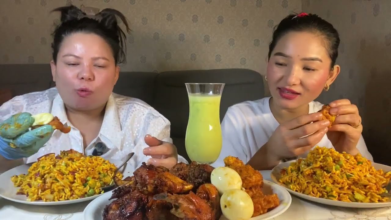 पिरो अमिलो गिलो चट्पटे सॅंगै आलु chop,chicken साधेको Potato Cheese Balls गजप्पै मिथो mukbang 