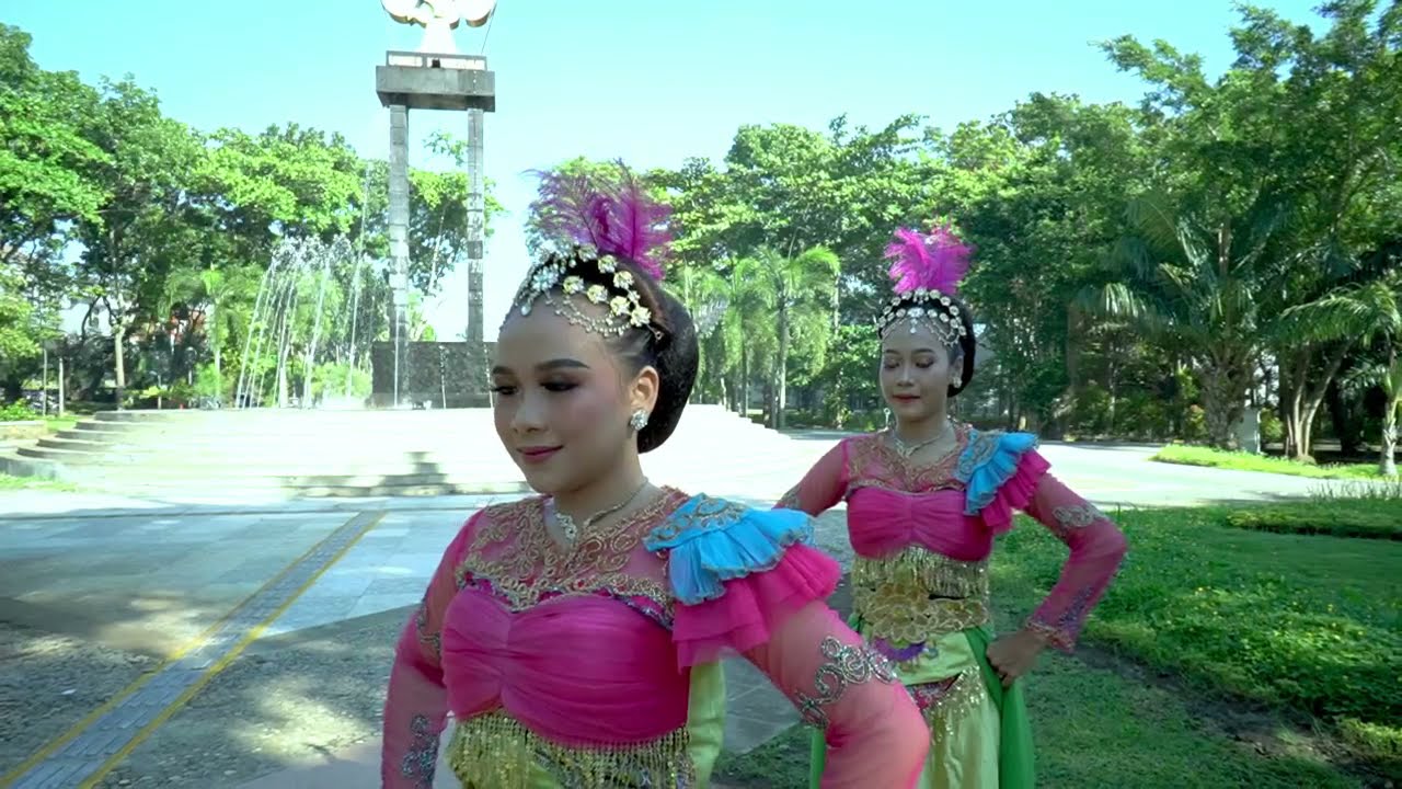Tari Topeng Geol-Bulan Bahasa dan Seni FBS UNNES 2021