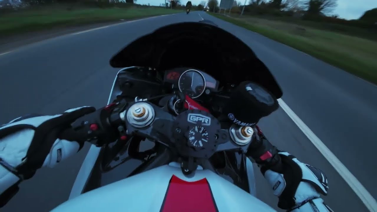 Yamaha R6 + KTM 990 Quick spin