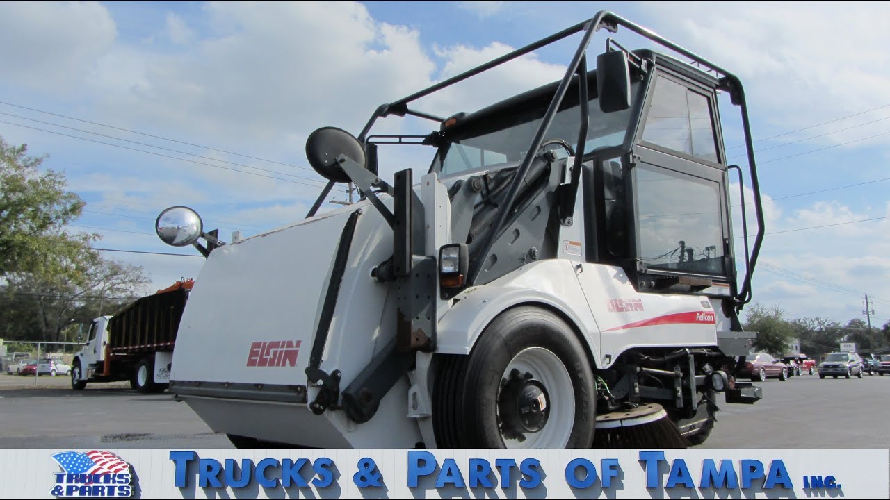 Tour - 2008 Elgin Pelican Sweeper (12-20-12)
