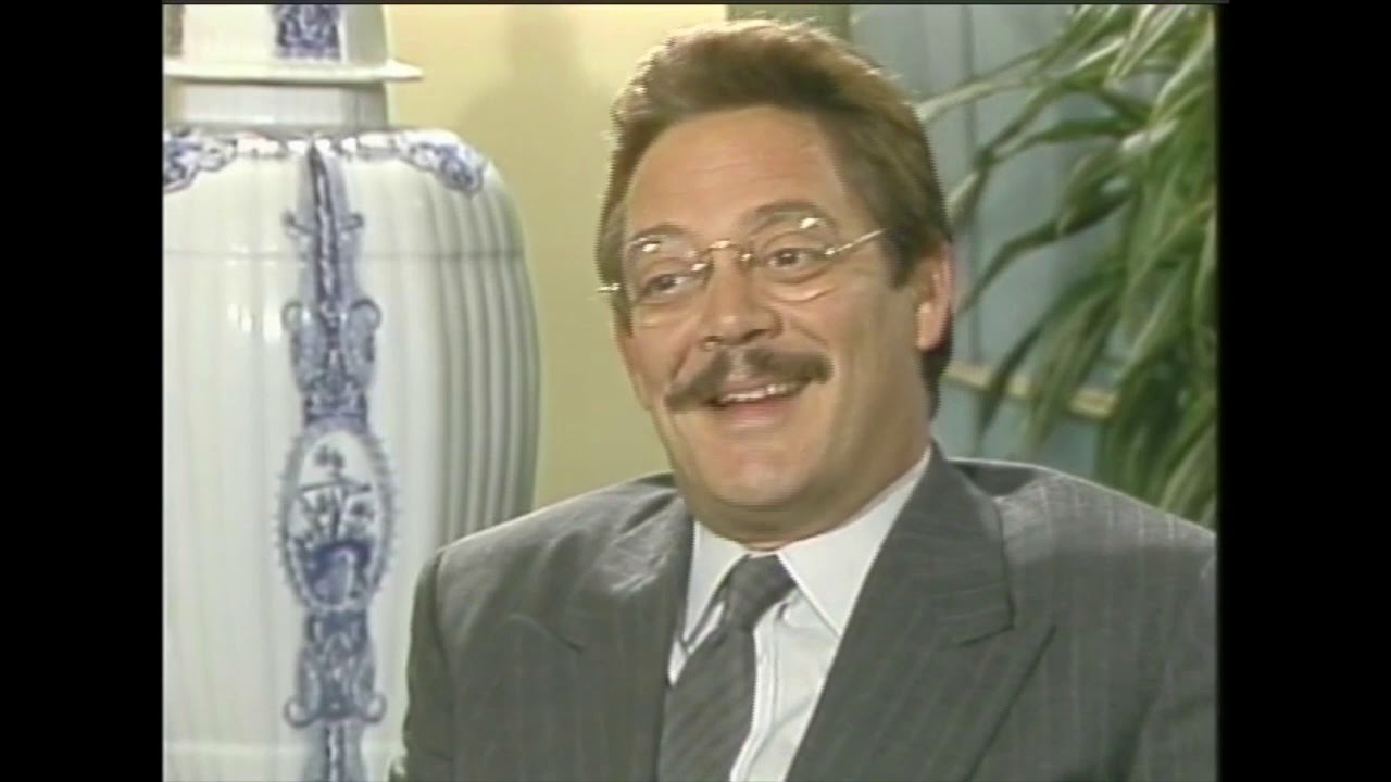 Raul Julia, Presumed Innocent, 1990