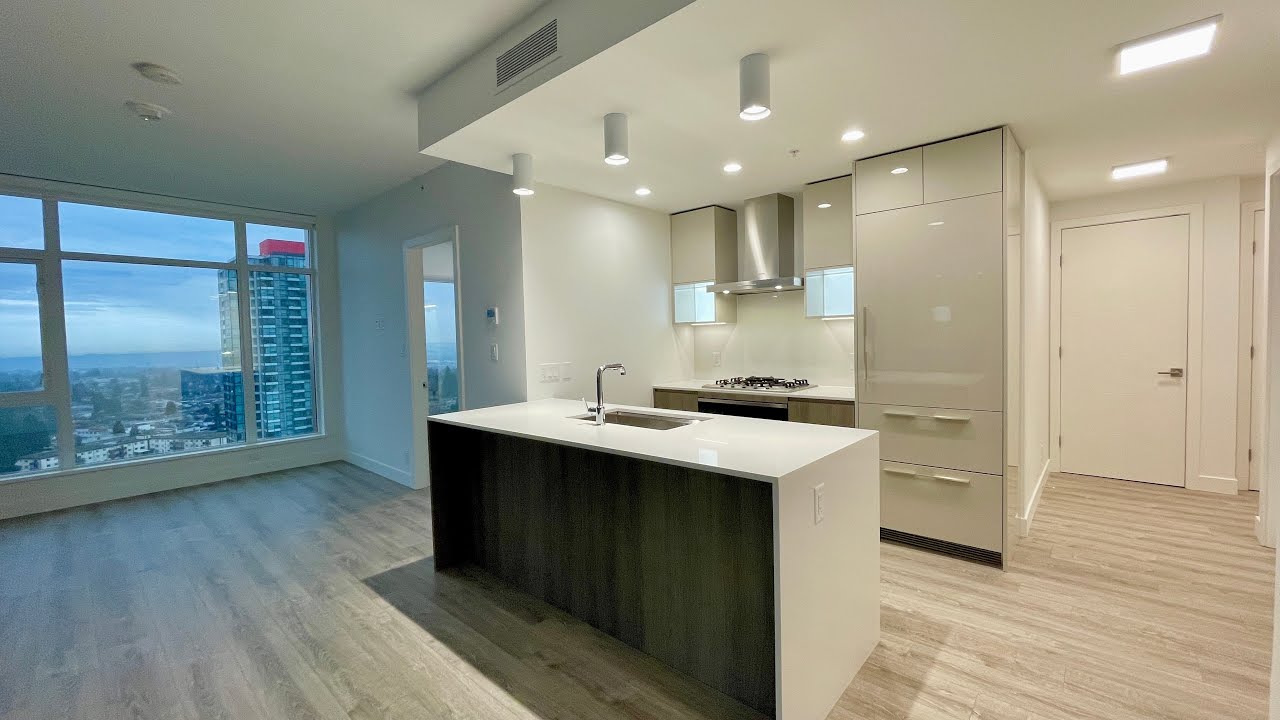 JR 3 BEDROOM NORTH EAST FACING CORNER UNIT ON THE 18TH FLOOR AT HIGHLINE METROTOWN